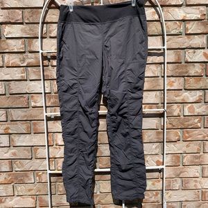 Relaxed Active Woven Pants with Ruching - Size M